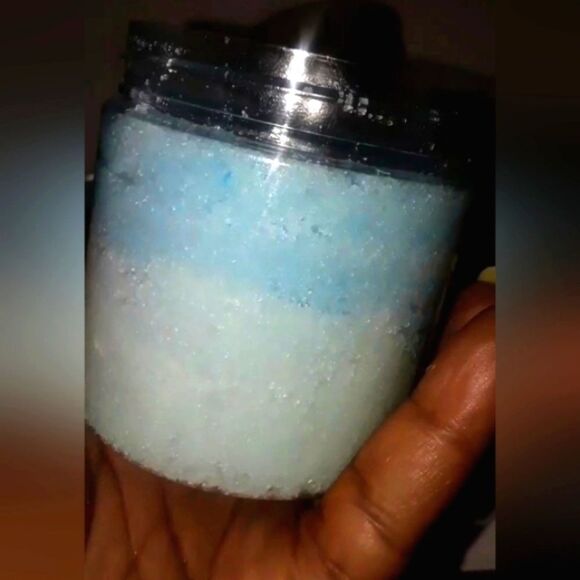 HAND CRAFTED Blueberry Emulsifying sugar scrub - Picture 8 of 10